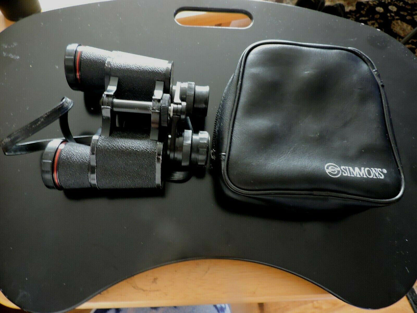 SIMMONS BINOCULARS  7X 35, 383ft @1000 yds fully coated optics model #1101