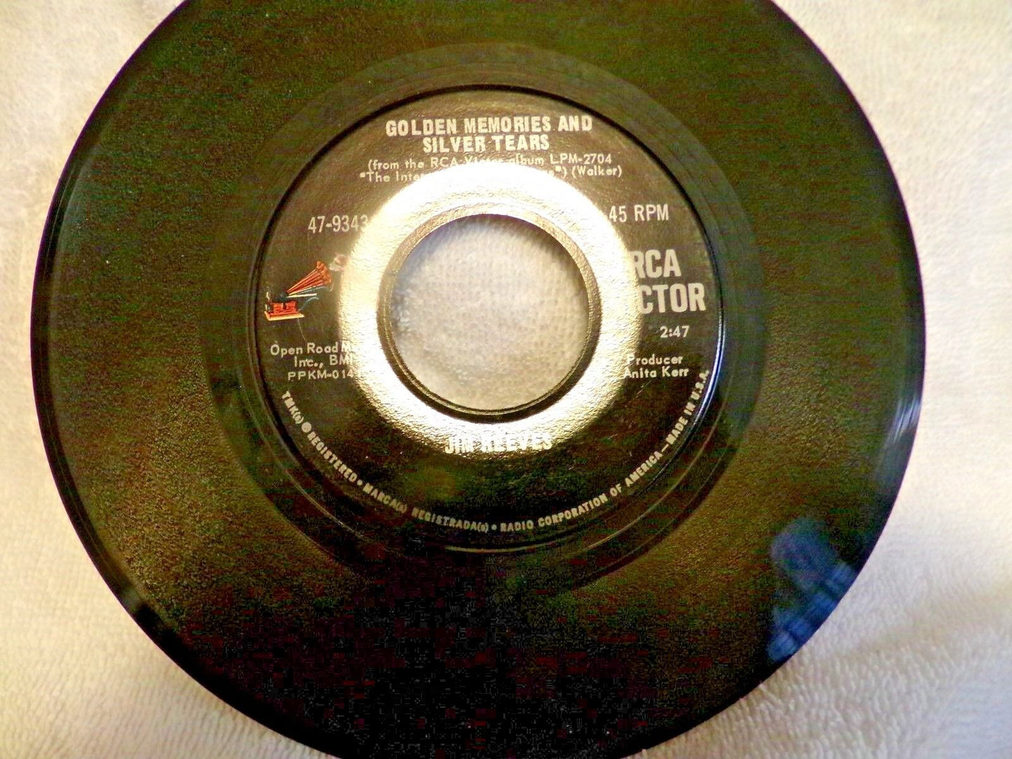 Jim Reeves: I Heard a Heart Break Last Night & Golden Memories and Silver Tears