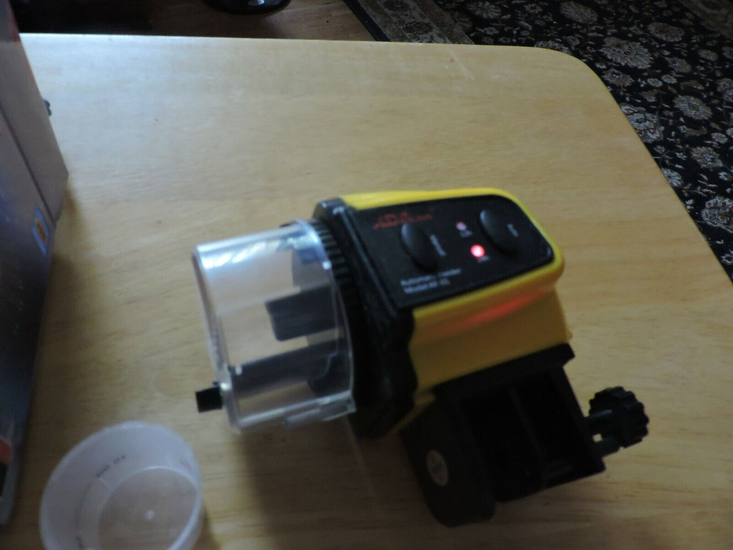 AUTOMATIC AQUATIC FEEDER--NEW IN BOX