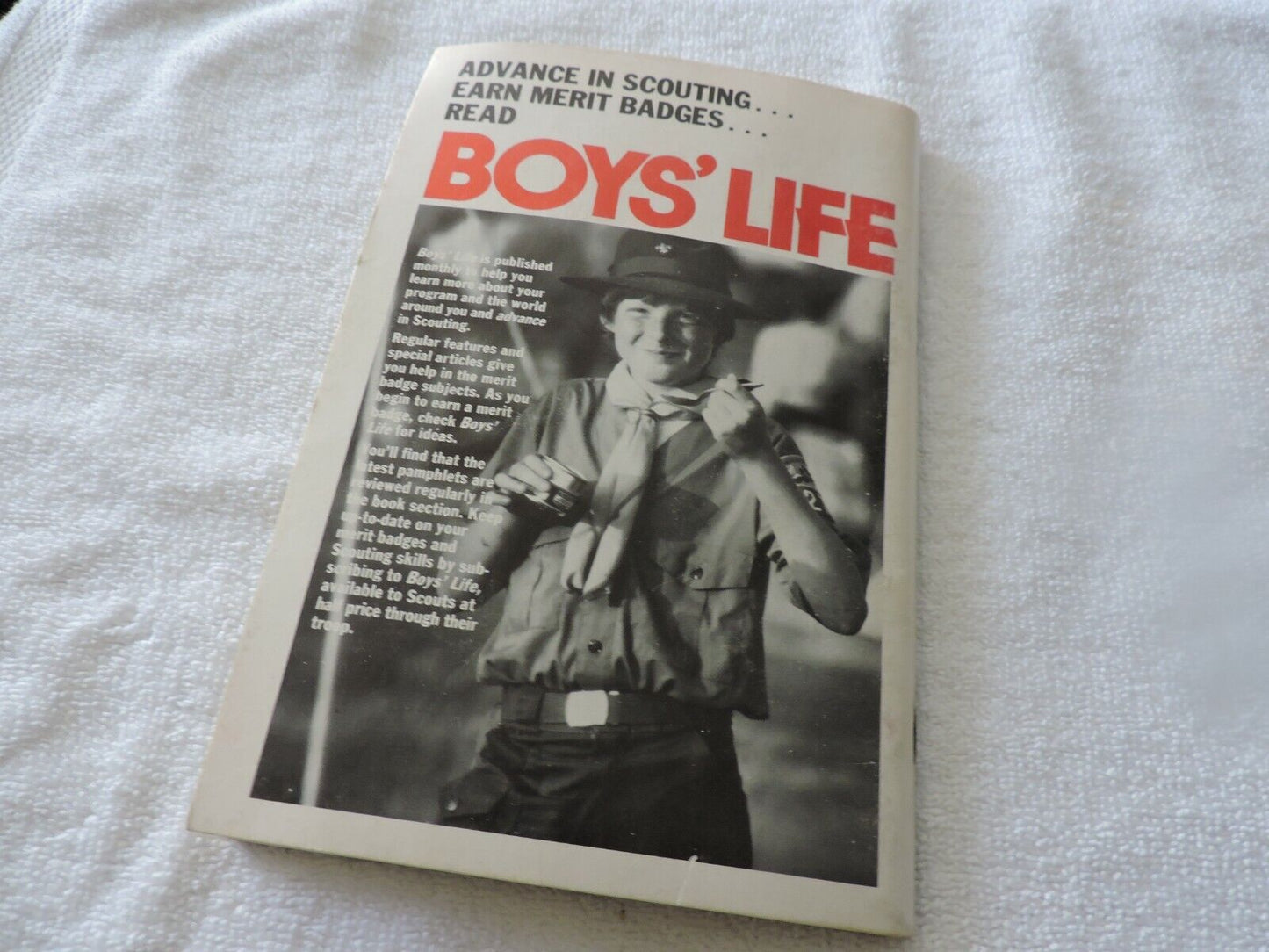 CANOEING BOY SOUTS MERIT BADGE BOOK 1986 PRINTING OF 1981 REVISION
