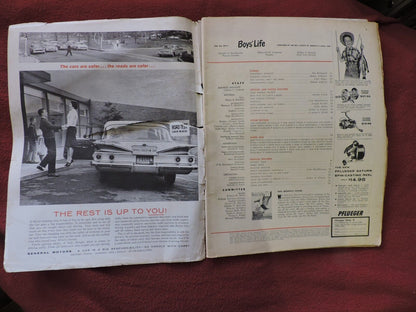 BOYS LIFE MAGAZINE -April 1960 PELICAN