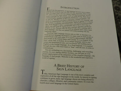 SIGNING ILLUSTRATED THE COMPLETE LEARNING GUIDE (OVER 1350 SIGNS)
