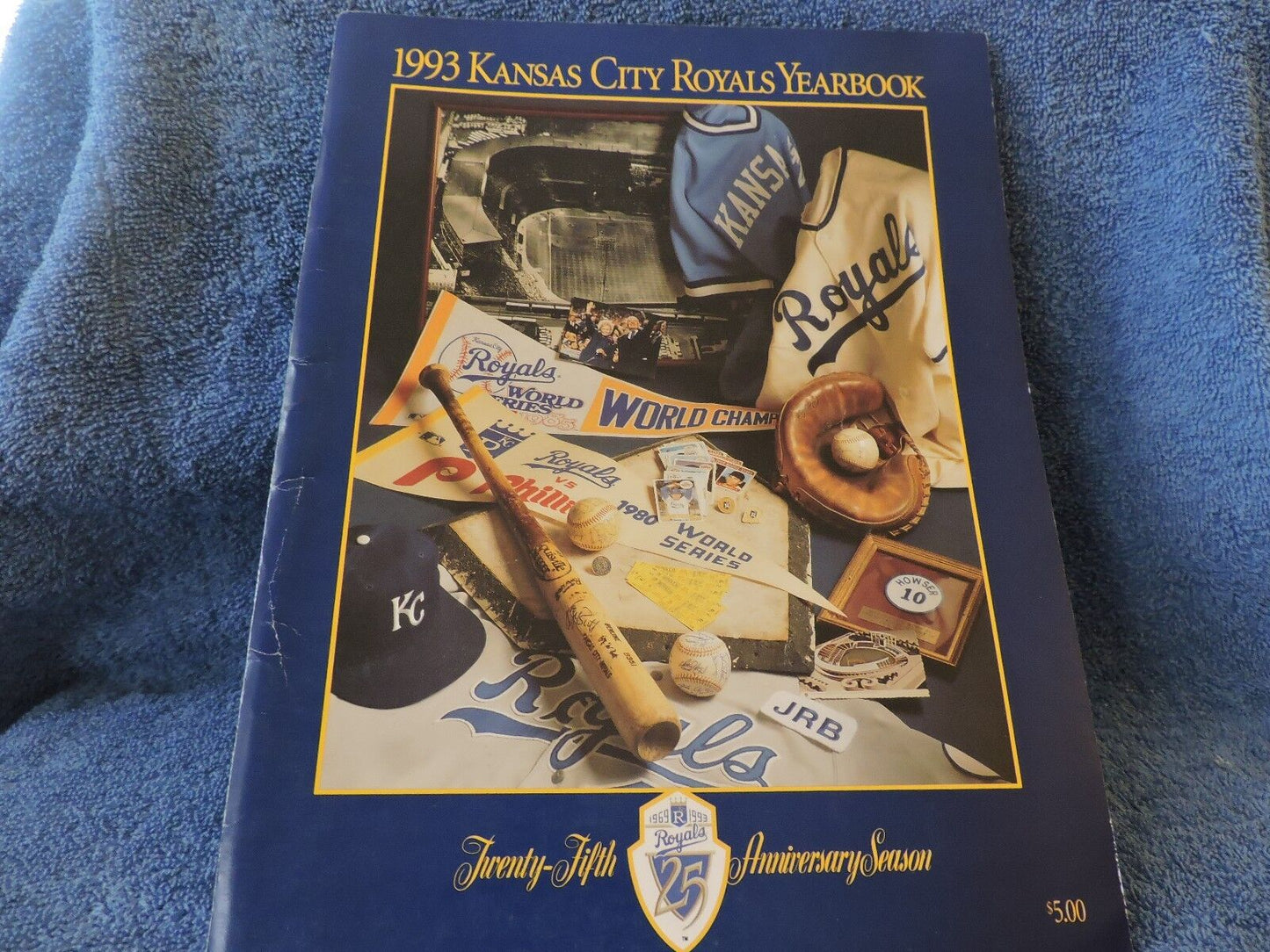 Kansas City Royals 1993 Yearbook - 25th Anniv Season - Bretts Last