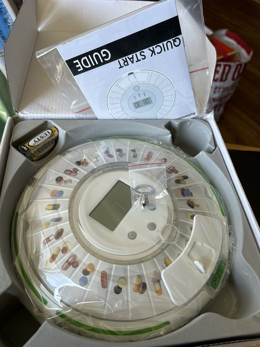 Automatic Pill Dispenser (Batteries Included) Brand New