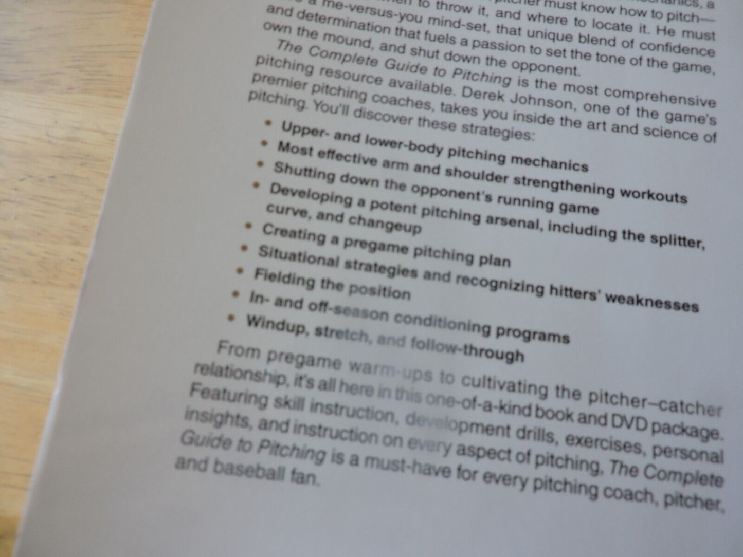 THE COMPLETTE GUIDE TO PITCHING WITH DVD BY DEREK JOHNSON, 2013