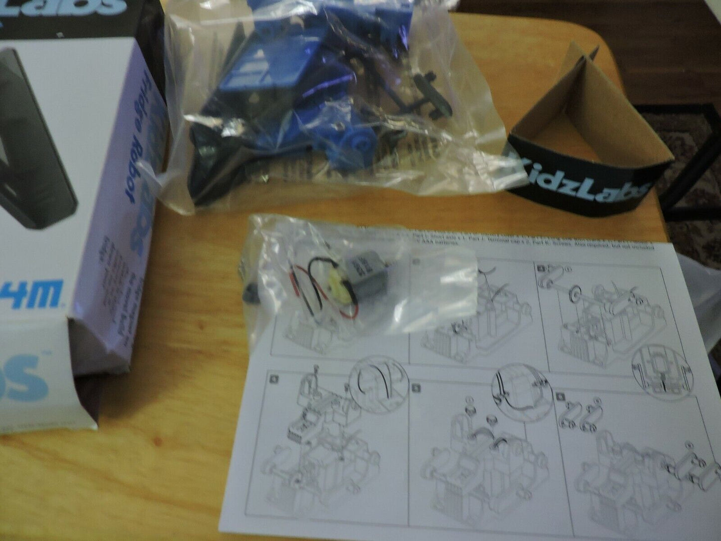 KIDZLABS FRIDGE ROBOT--NEW