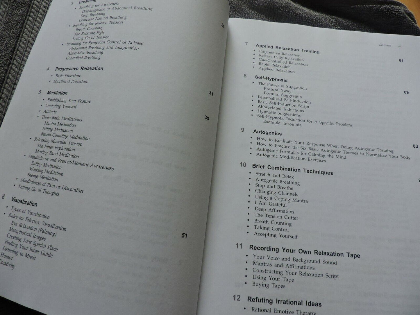 THE RELAXATION & STRESS REDUCTION WOOKBOOK  5TH EDITON--2001