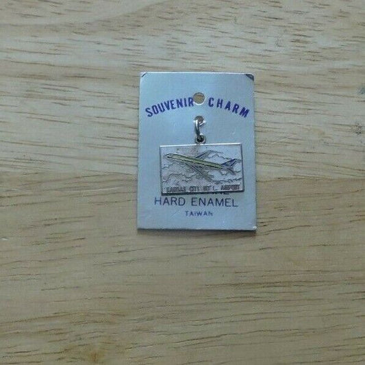 Kanss City INT Airport Enamal Souvenir Charm ---TWA  .75x .5 inches