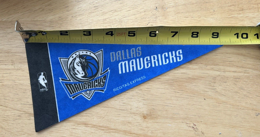 DALLAS MAVERICKS PENNENT 9.5 X 3.75 INCHES