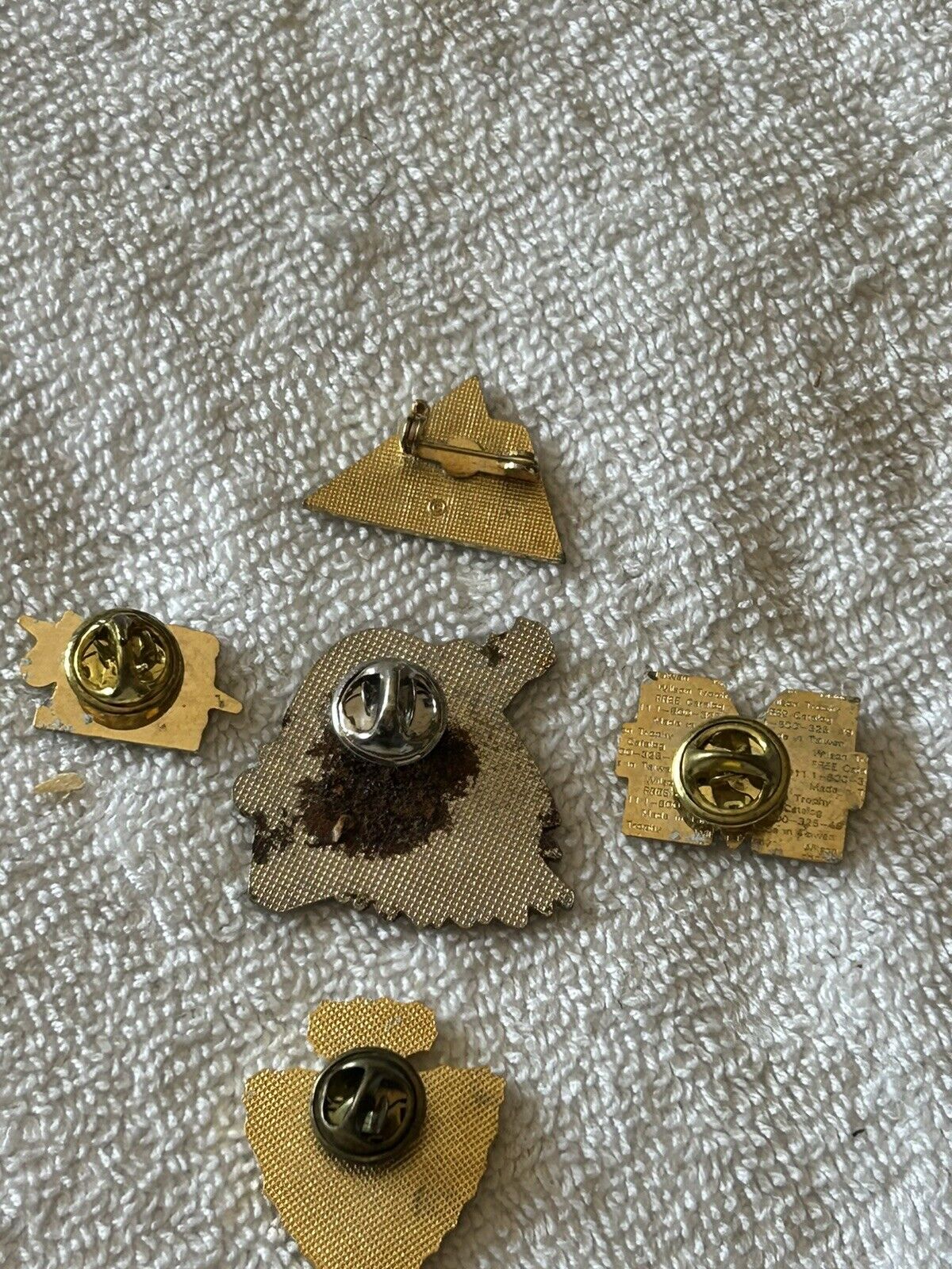 SOFTBALL PINS:  (5) MAVERICKS-2, CRESTED BULLE, CC, BROKEN ARROW 1996