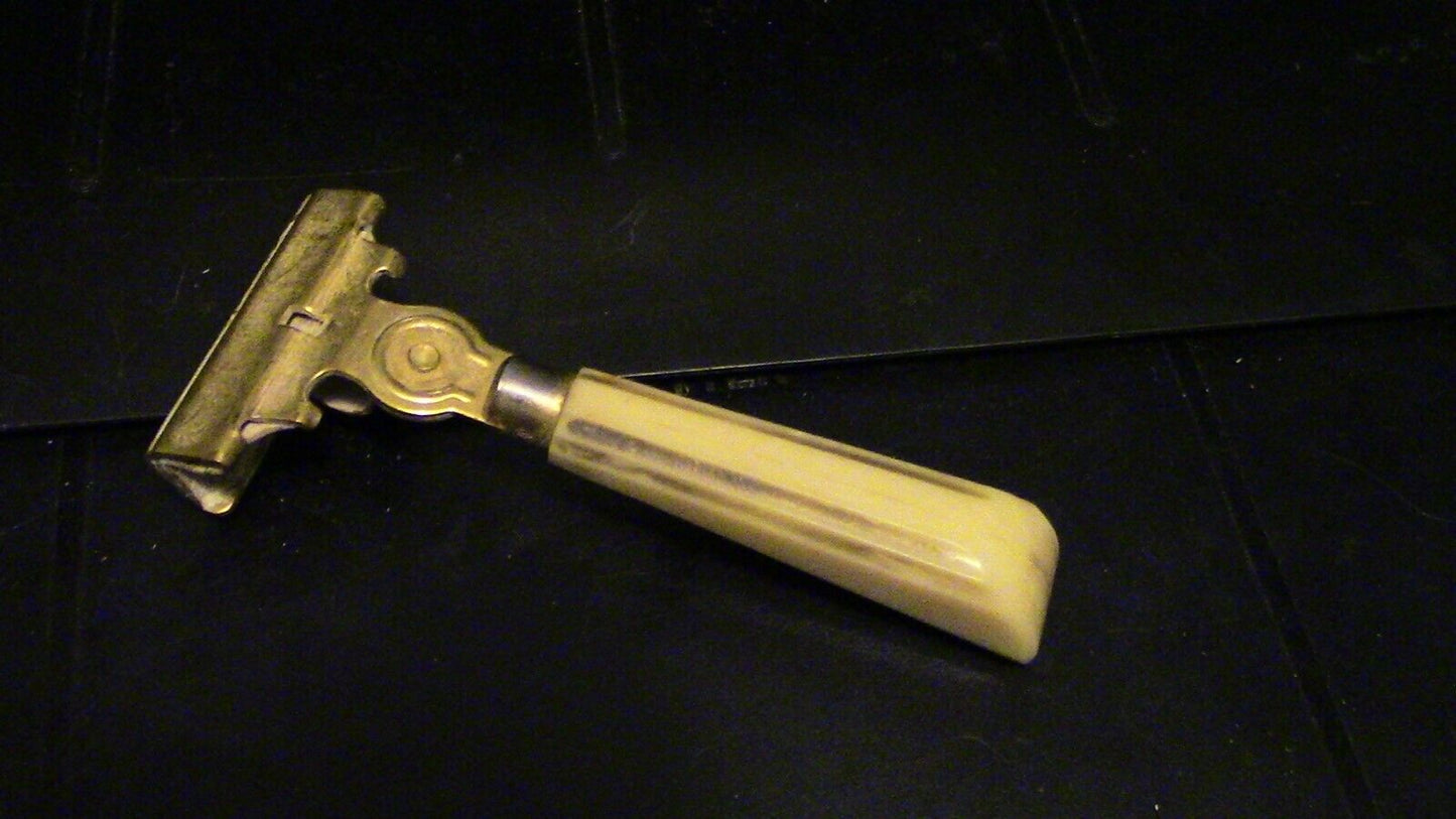 Vintage Evershares Shick Razor