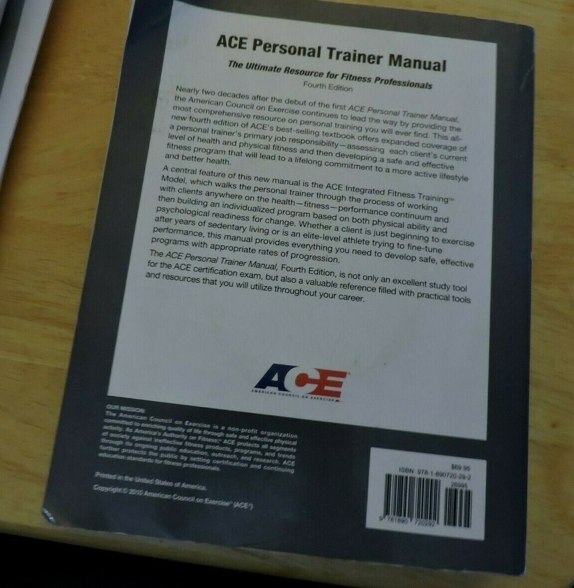 ACE'S PERSONAL TRAINER MANUAL 4TH EDITION WITH DVD 2010