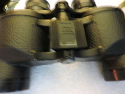 BUSHNELL BINOCULARS SPORTSVIEW WITH CASE  7 X 35