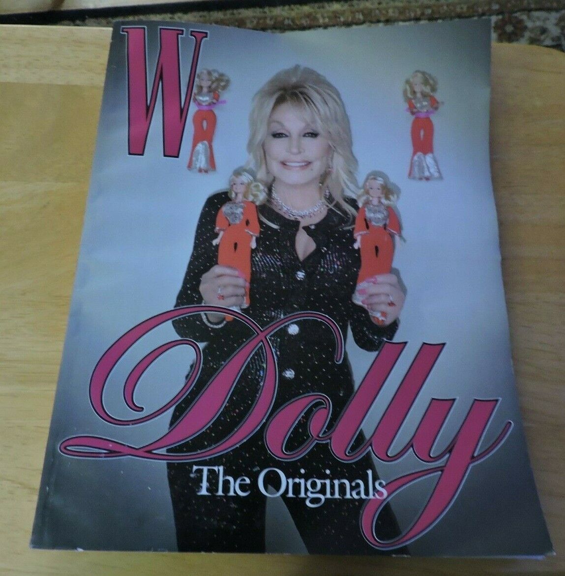 W MAGAZINE" DOLLY THE ORIGINALS"  OCTOBER 2021