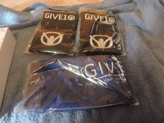 Give10 Elite Performance Compression Gear--large