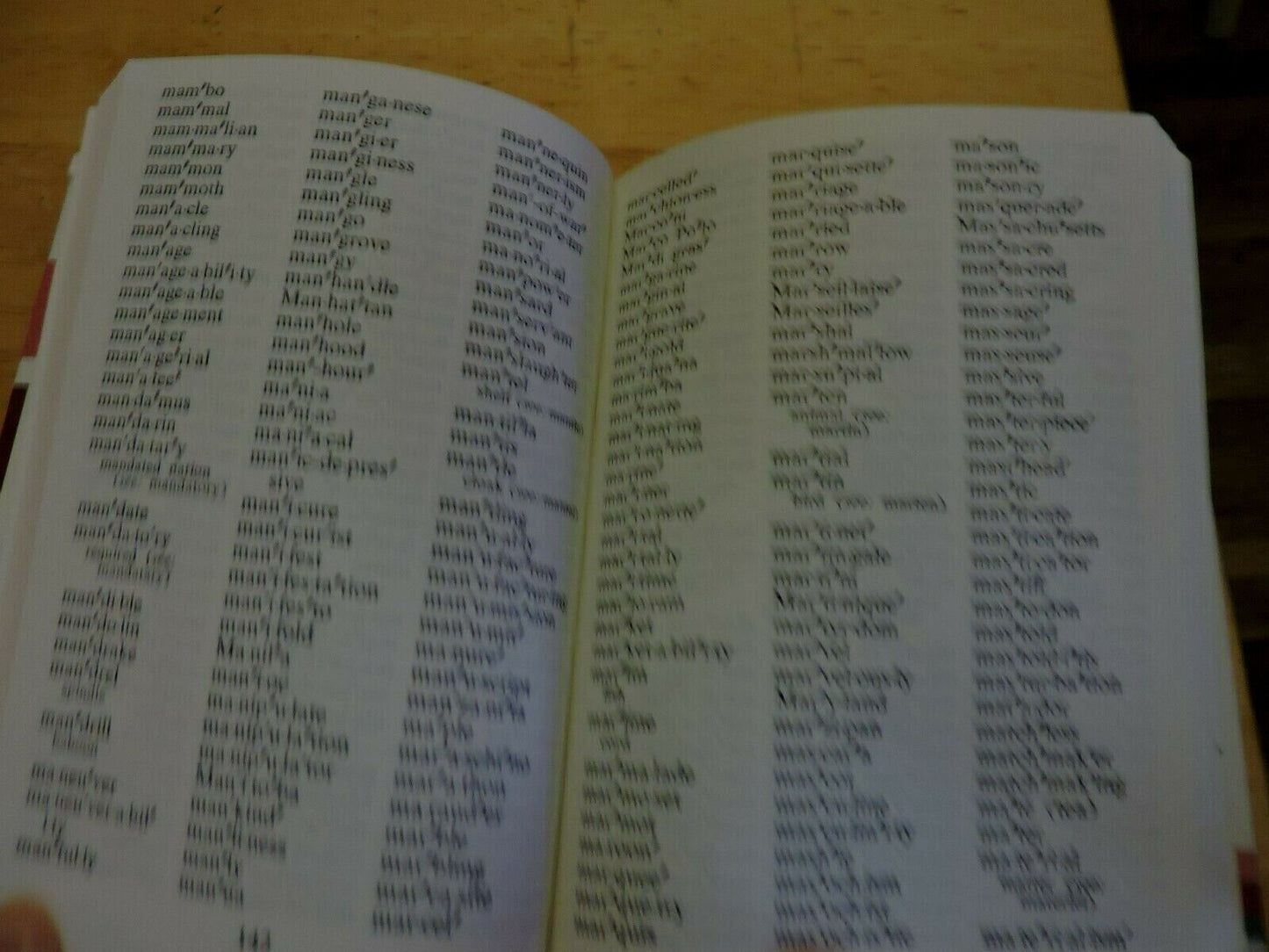 SPELLING DICTIONARY 3RD EDITION 25,00 WORDS SPELLING 1967