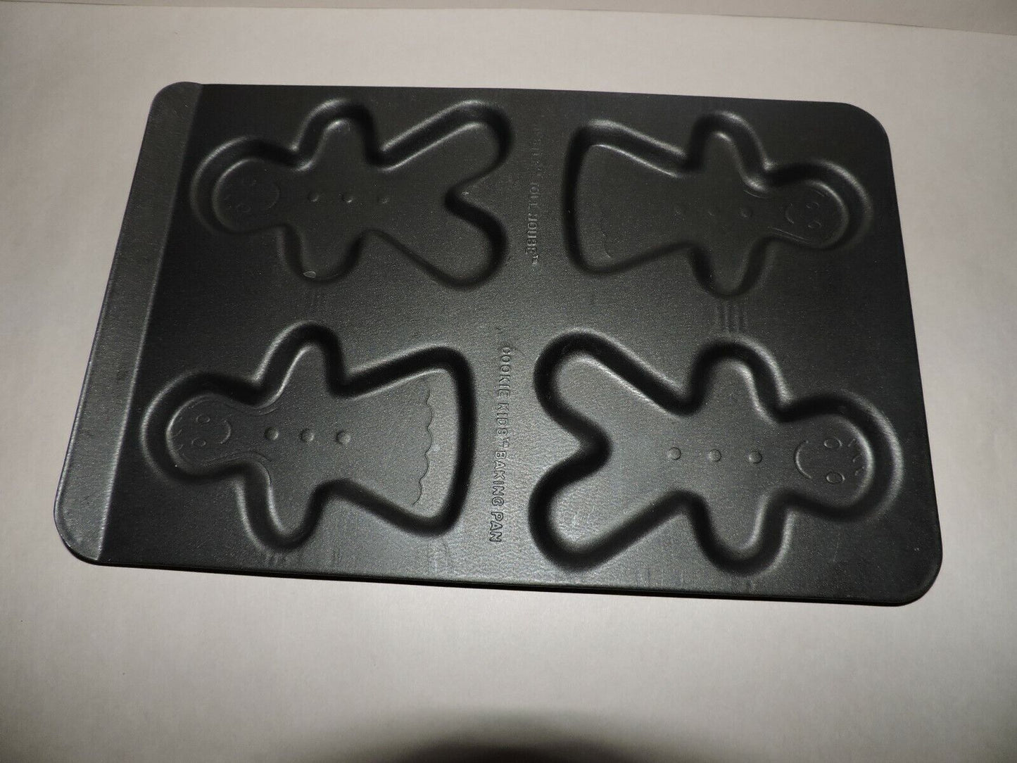 Nestle Tollhouse Cookie Kids Baking Pan