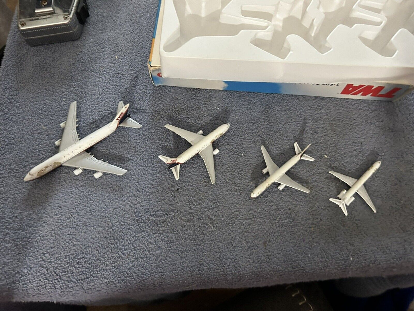 COLLECTOR'S ITEM:  NIB TWA JETS 767-757-747  & MD-80 (1:600 SCALE MODELS)