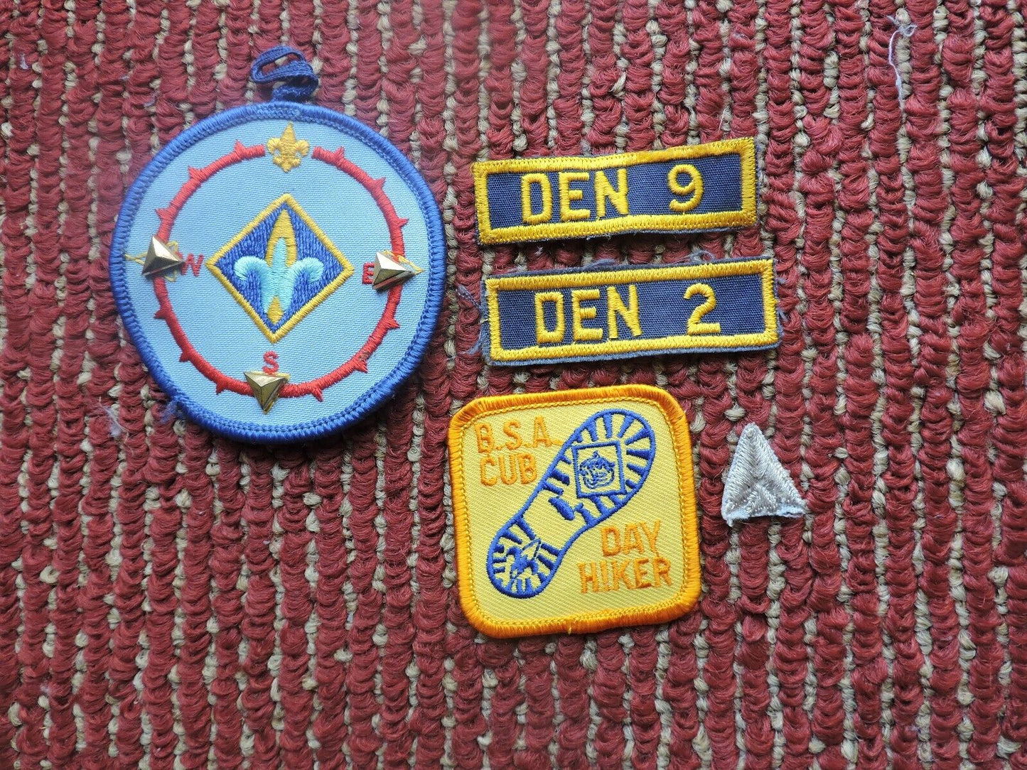 BSA Cub Day Hiker, Den 9 & 2, and Directional Patch Set