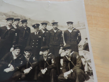 VINTAGE NAVAL CREW PICTURE 7X5.5 INCHES
