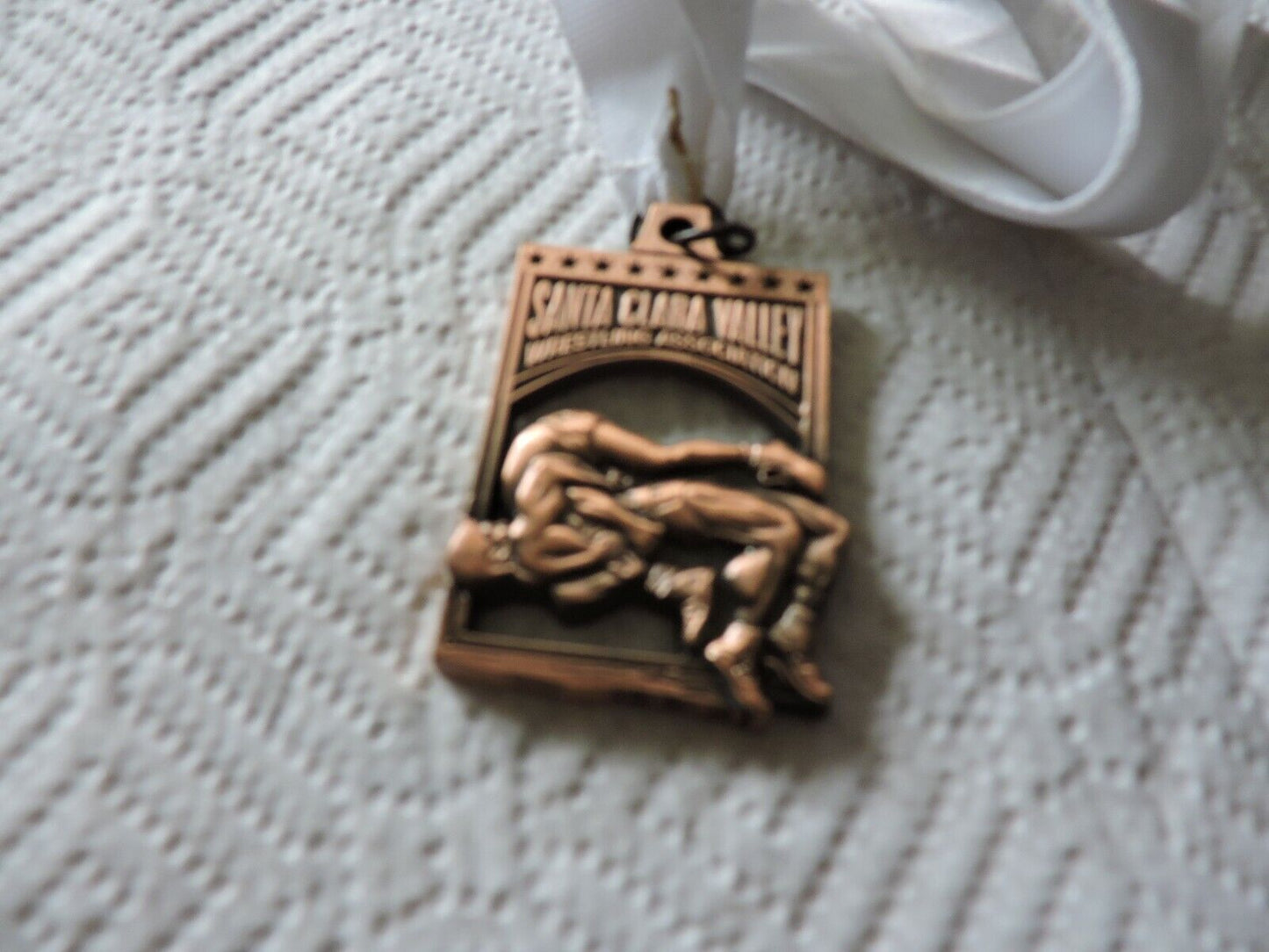 SANTA CLARA VALLEY WESTLING ASSSOCIATION- WITH WHITE RIBBON MEDAL 2X1.5 INCHES