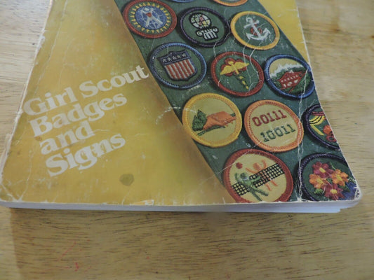 Girl Scout Badges And Signs Book, 1980 Vintage