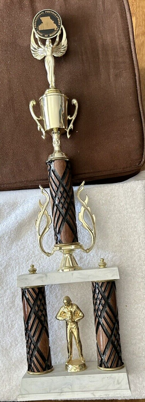 TROPHY: PHOTOGRAPHY AWARD, 27X 7X3.75 INCHES