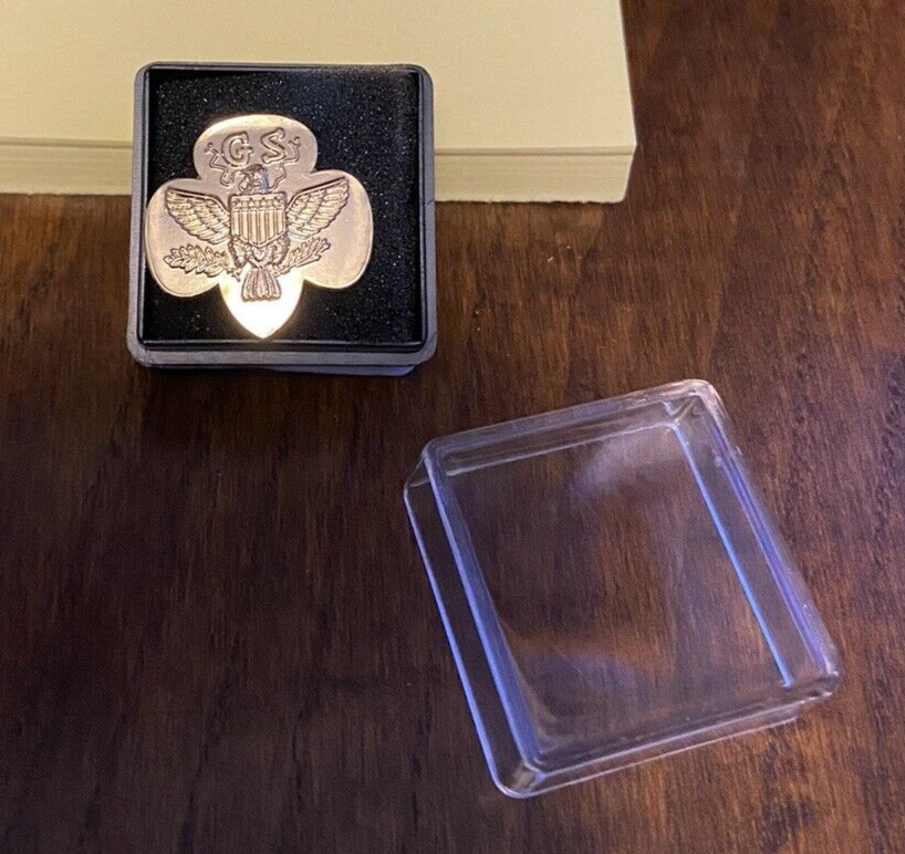Official Girl Scout Traditional Membership Pin-Gold Plated