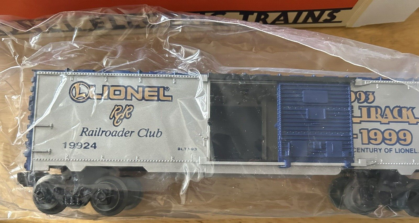 LIONEL ELECTRIC TRAINS 1993 LIONEL RAILROADER CLUB 19924