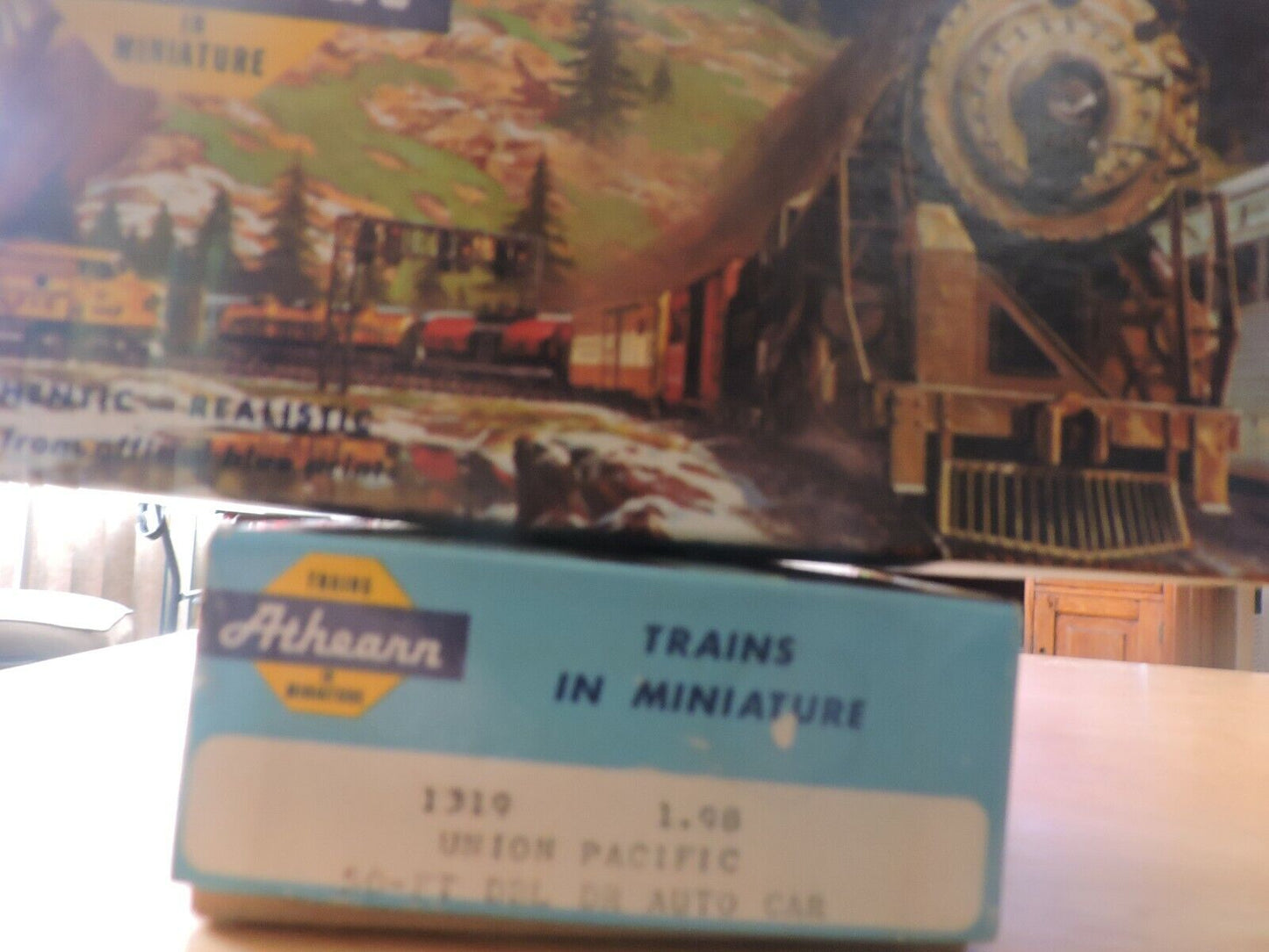 ATHEARN TRAINS IN MINIATURE UNION PACIFIC  50 FT DBL DR AUTO CAR (NIB)