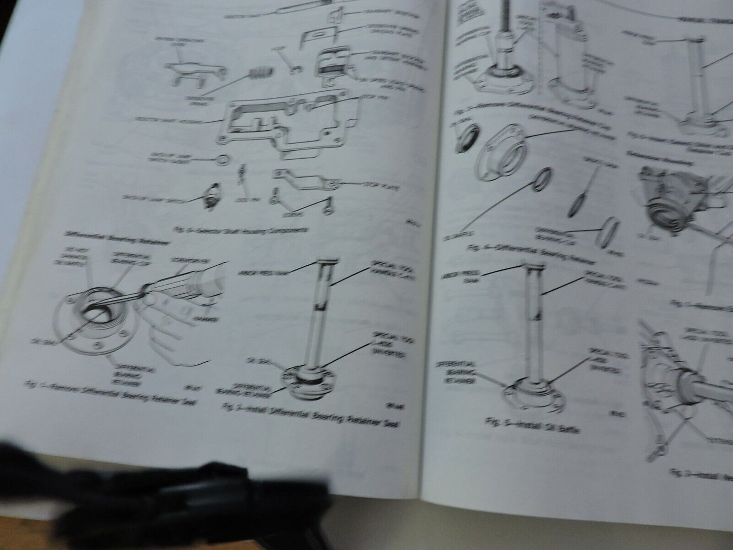 SERVICE MANUAL: 1988 CHRYSLER  CHASSIS, BODY FRONT WHEEL DRIVE VAN/WAGON