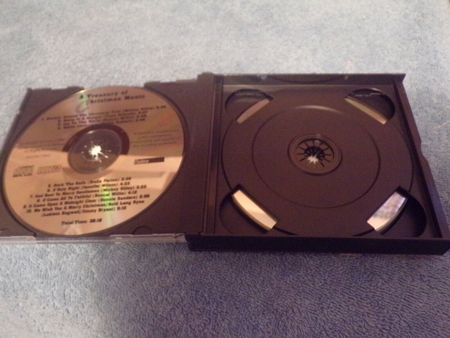 3 CD Box Set: Country Christmas Vol. 2