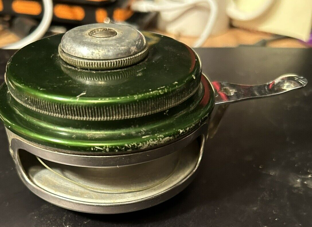 SHAKESPEARE  AUTOMATIC FLY FISHING REEL NO. 1821 MODEL GD