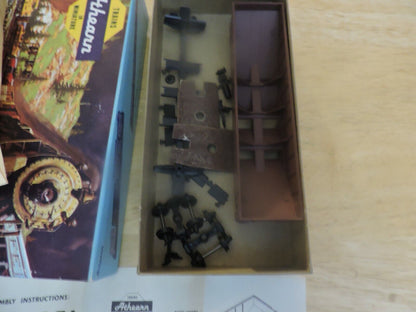 ATHEARN TRAINS IN MINIATURE SANTE FE CHOPPER CAR