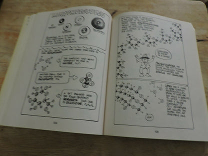 THE CARTOON GENETICS BY LARRY GONICK & MARK WHEELIS 2005