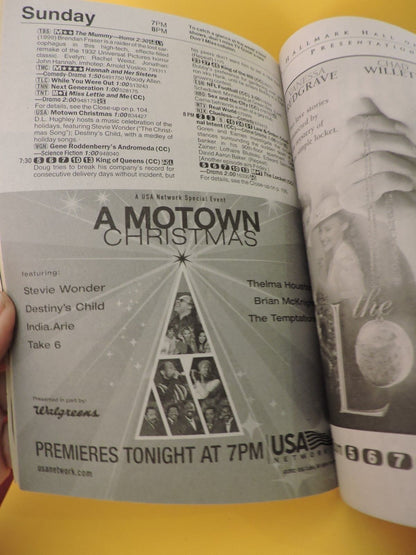 STAR TREK 3D IMAGE ON THE DECEMBER 7-13 2002 TV-GUIDE