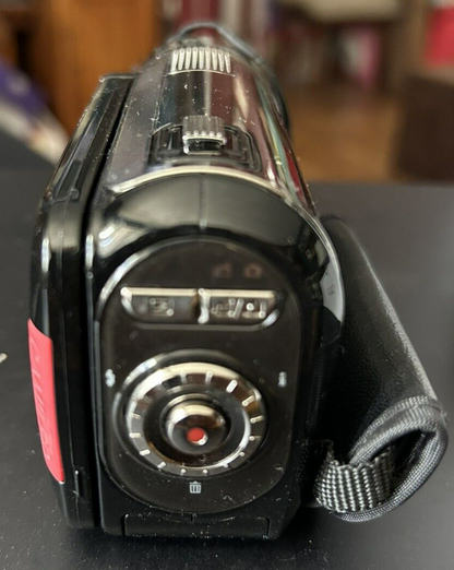 Digital Video Camera, Full-HD 1920 X 1080 (16X Digital Zoom)