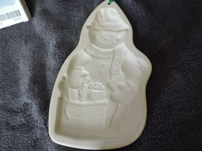1997 Longaberger Pottery Chilly Snowman Cookie Mold Snow Friends Series- NIB