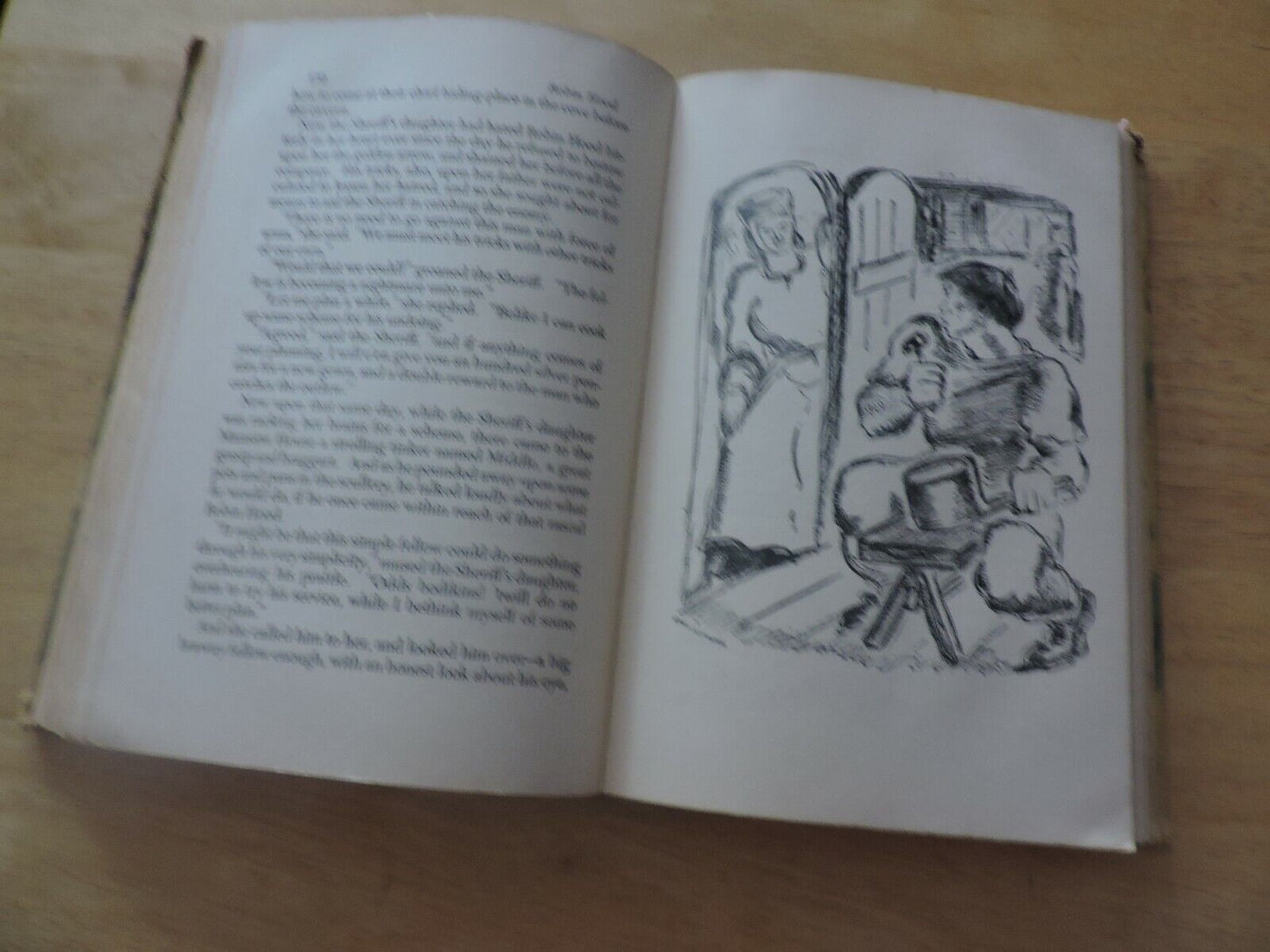 ROBIN HOOD AND HIS MERRY OUTLAWS--J. WALKER McSPADDEN  1946  "RAINBOW CLASSICS"