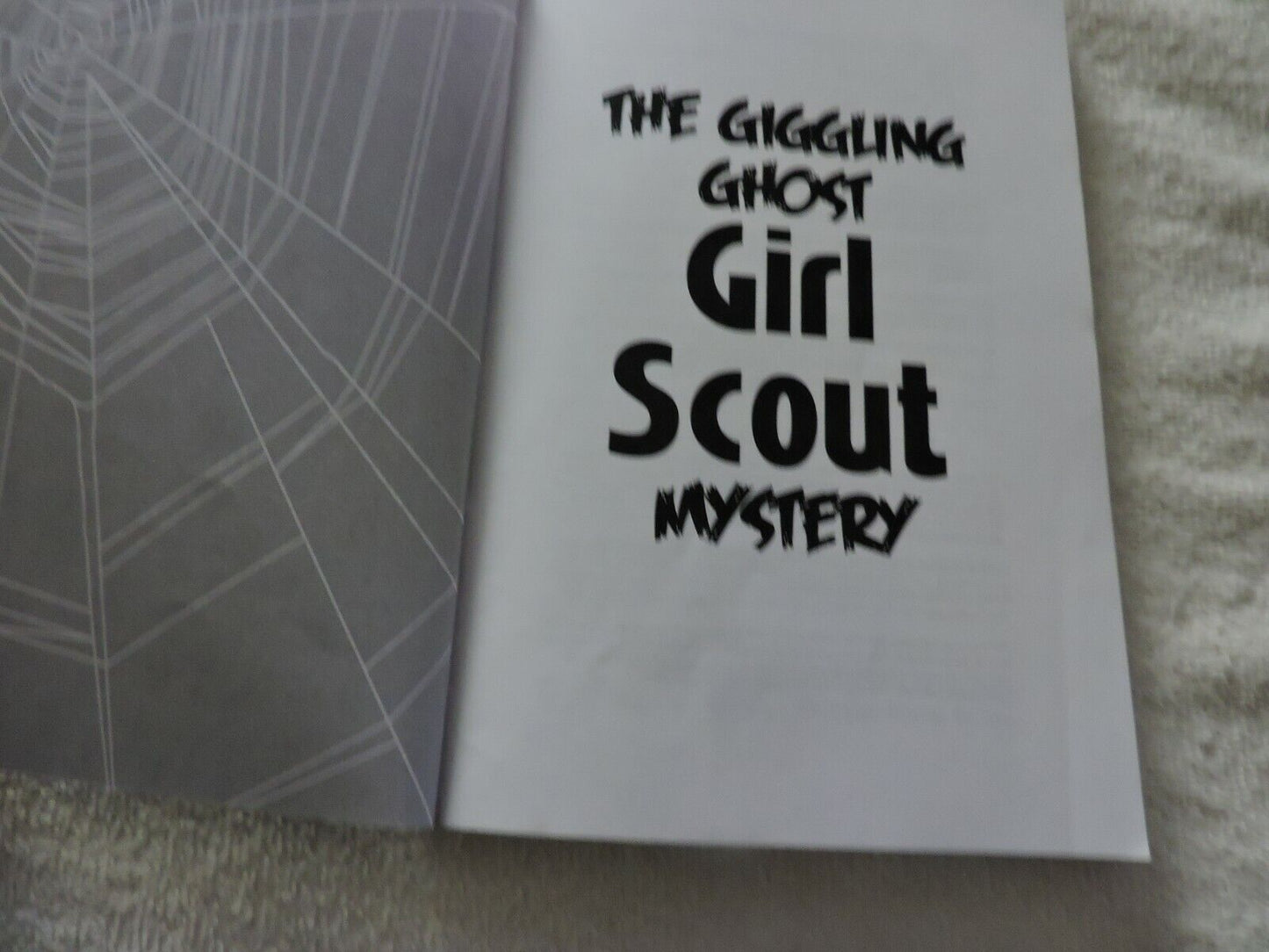 The Giggling Ghost Girl Scout Mystery by Carole Marsh (2012, Trade Paperback)