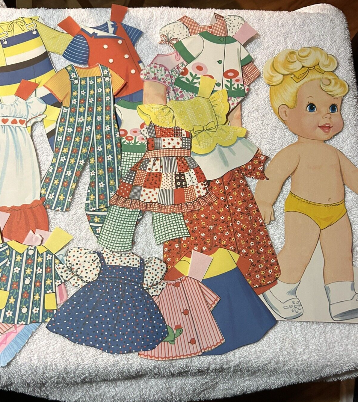 WHITMAN VALERIE WITH GROWIN' PRETTY HAIR PAPER DOLL 1971