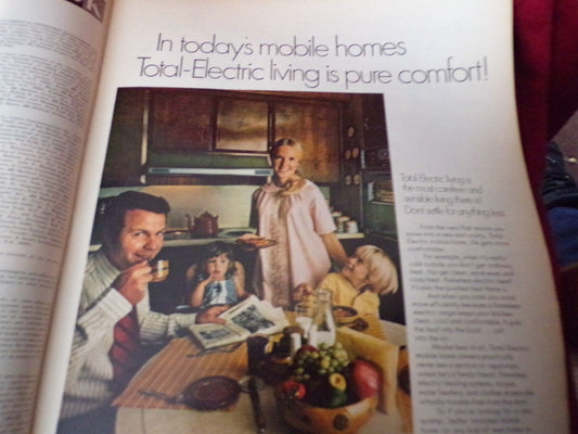 Look Magazine: Nov. 17, 1970 Issue, Feature: Walter Cronkite