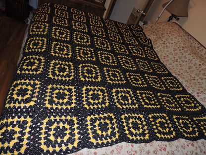 Hand Made Crocheted Coverlet â€œMade With loveâ€. NEW