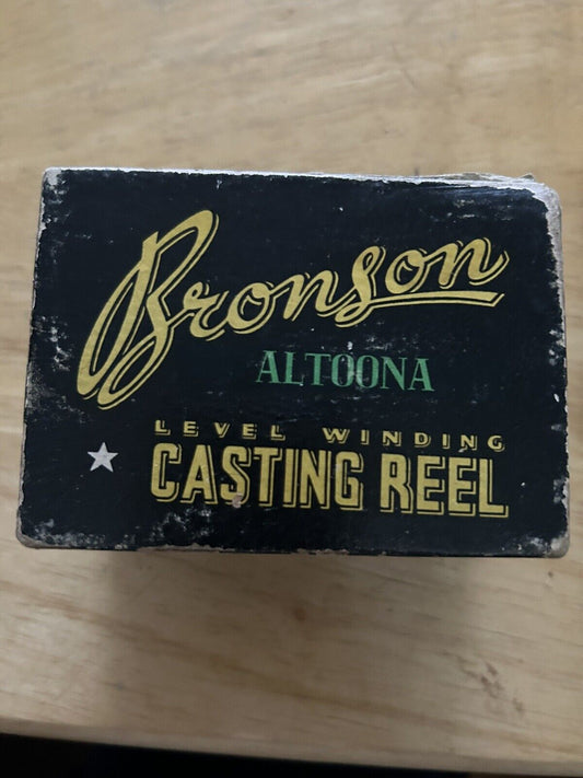 Vintage Bronson Altoona 4250 Level Winding Casting Reel -in Original Box