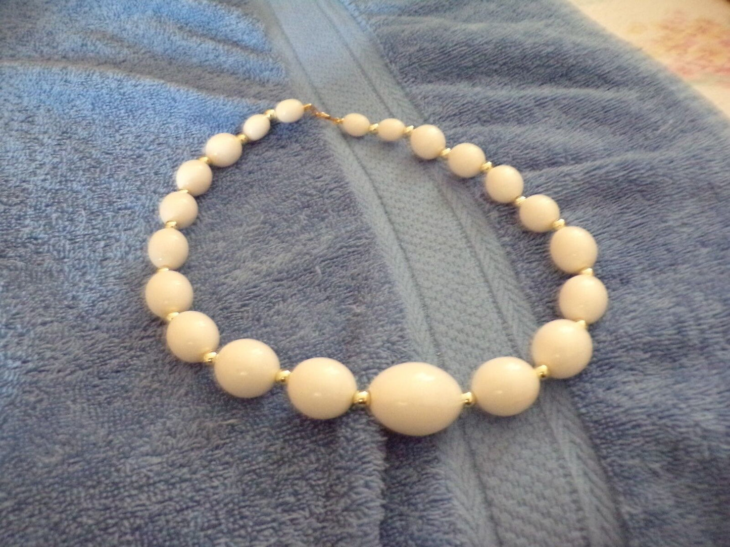 8" White Beaded Necklace