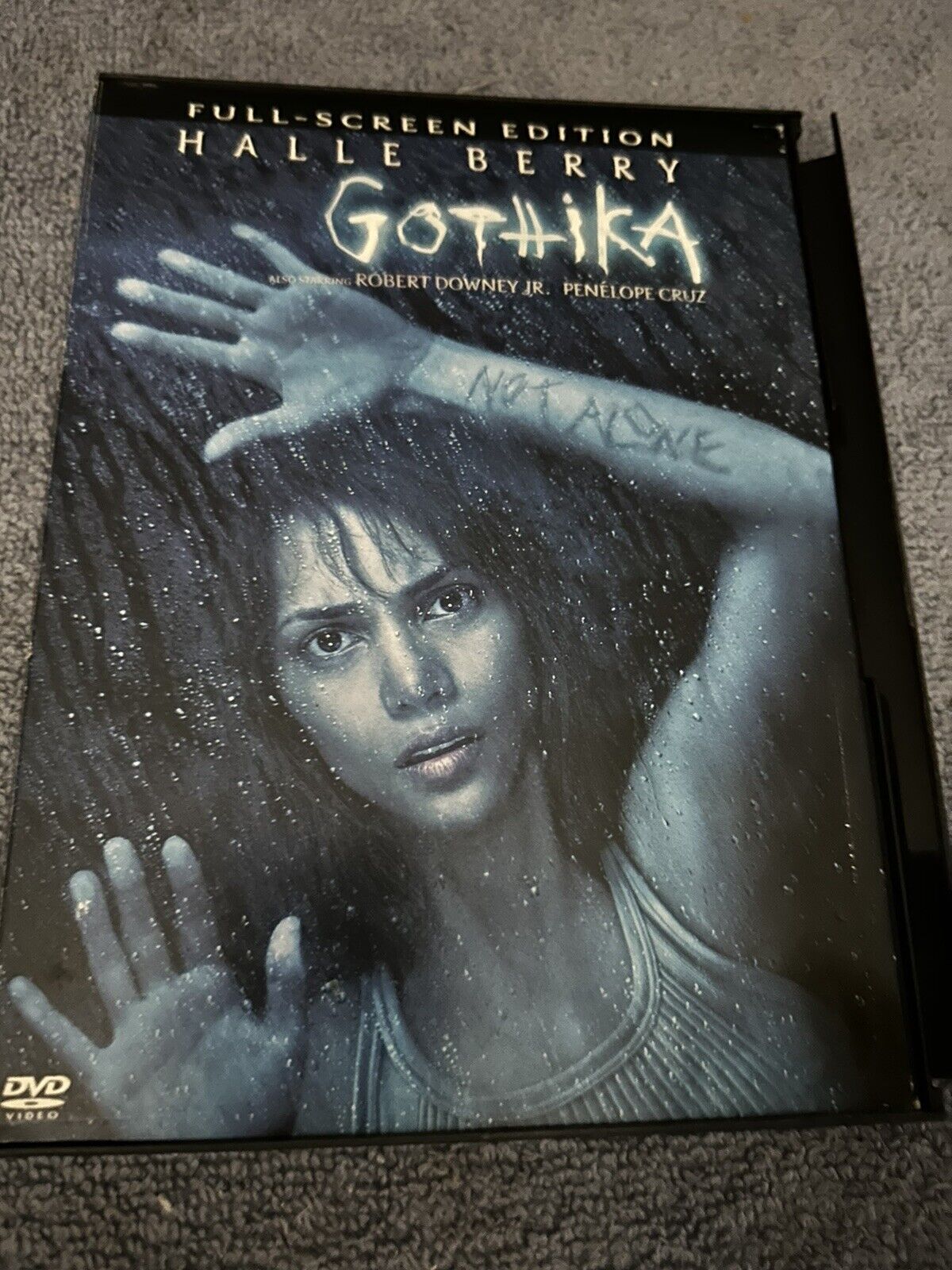 GOTHIKA:  HALLE BERRY, ROBERT DOWNEY JR, PENELOPE CRUZ