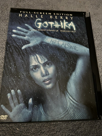GOTHIKA:  HALLE BERRY, ROBERT DOWNEY JR, PENELOPE CRUZ