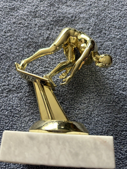 DIVING TROPHY 5.5 X 3.5 X 2  INCHES