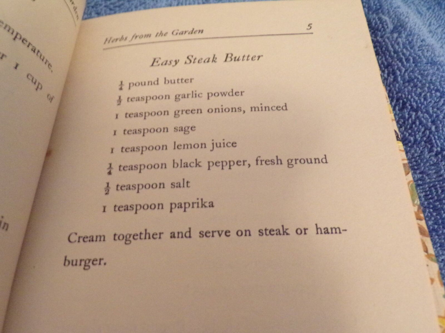 Herbs from the Garden Recipe Book by Helen McClure