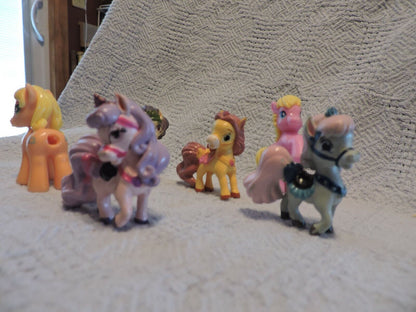 MINIATURE PONIES--6 count